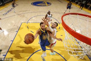 稳占上风 稳占上风