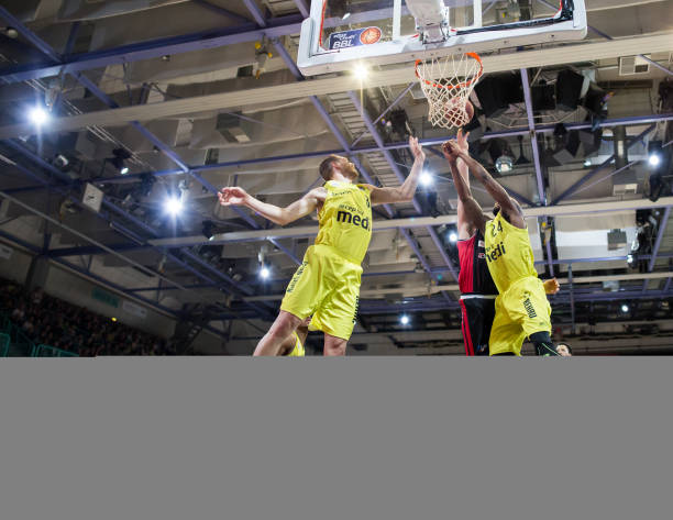 一直以来都 一直以来都