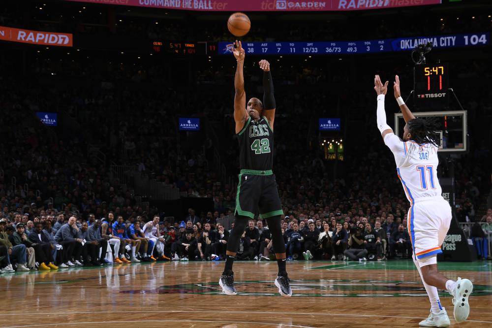 的配合中 的配合中