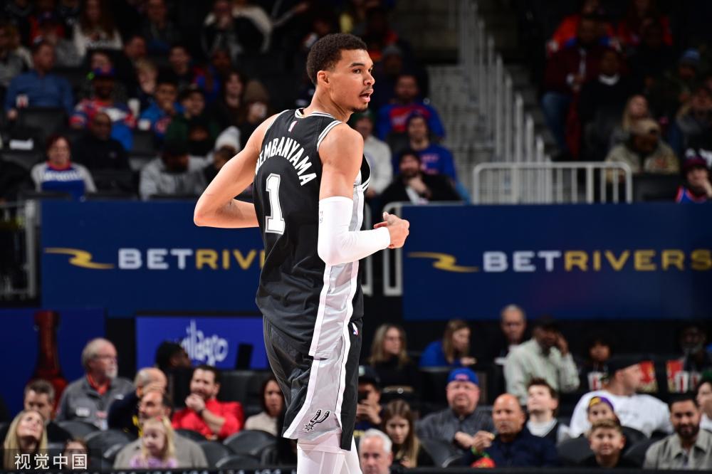 球员表现 球员表现